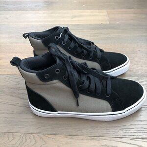 Athletic Works Logan Hi Top Lace Up Skater Sneakers Blk Olive Grn Sz 7 NWOT